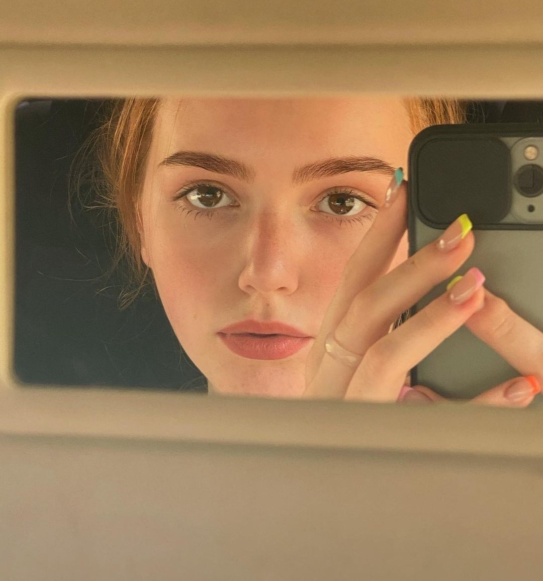 欧美女孩闺蜜微信头像