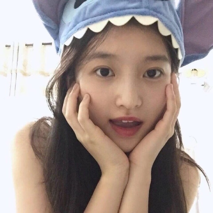 气质冷艳可爱甜美的女生微信头像