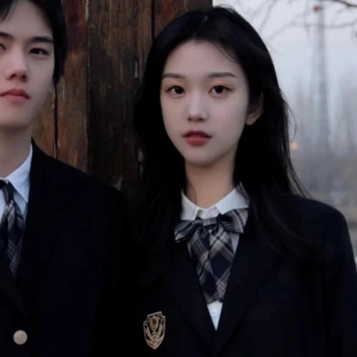 让人很羡慕很甜蜜的情侣微信头像