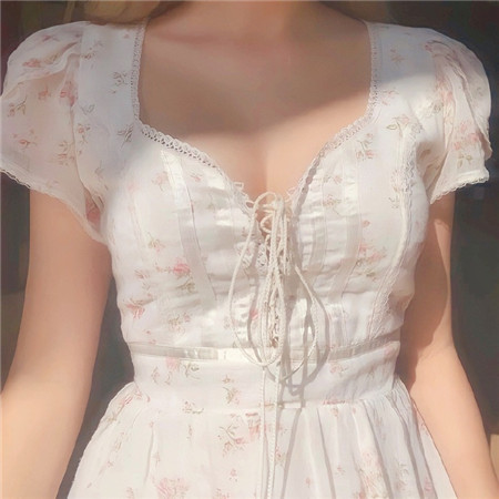 清新好看的专属少女部位背景图