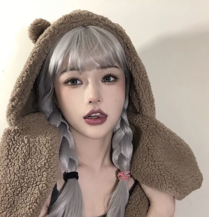 精致漂亮的女神微信头像