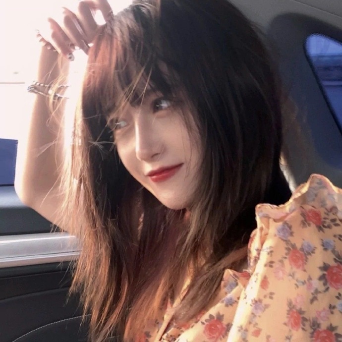 精致超美的女神复古微信头像