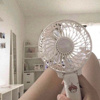 ins简约又可爱的治愈微信头像