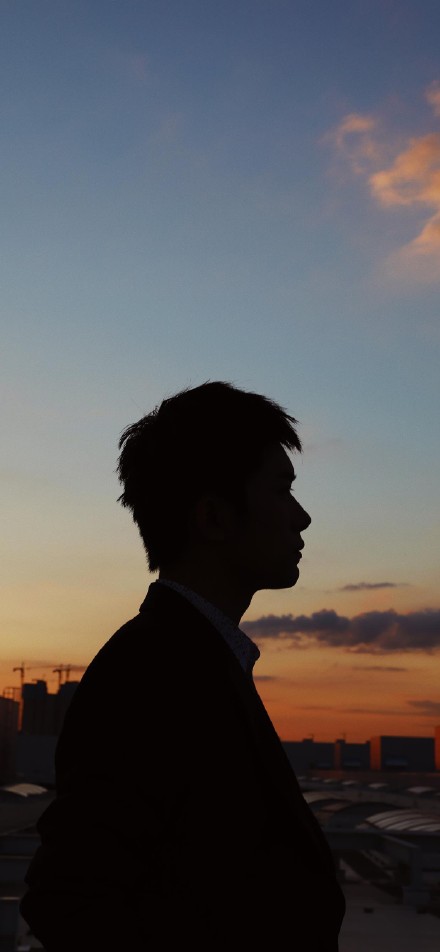 心目中最靓的仔易烊千玺微信头像