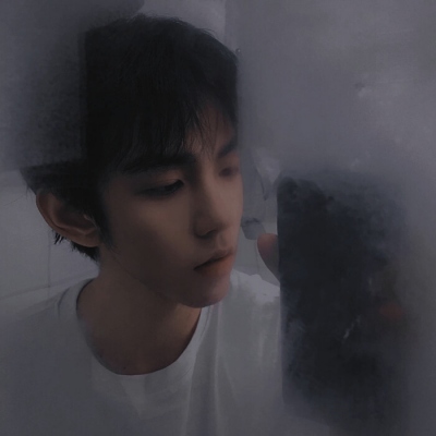 青春阳光大男孩微信头像