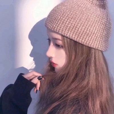 ins治愈系女生微信头像