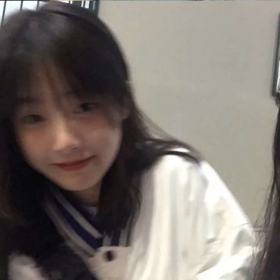 高冷又不失可爱的女生微信头像