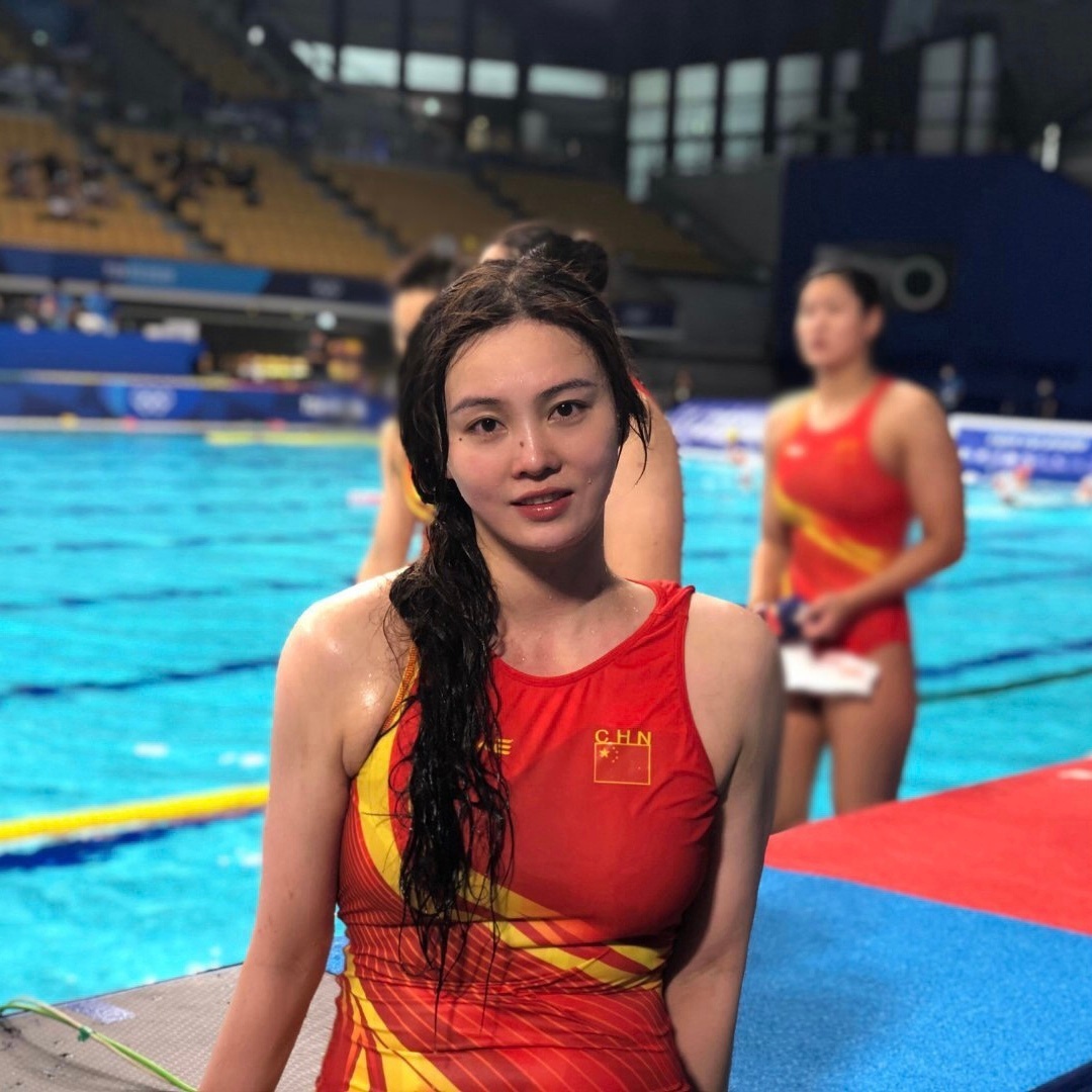 水球国家队——熊敦瀚好看微信头像