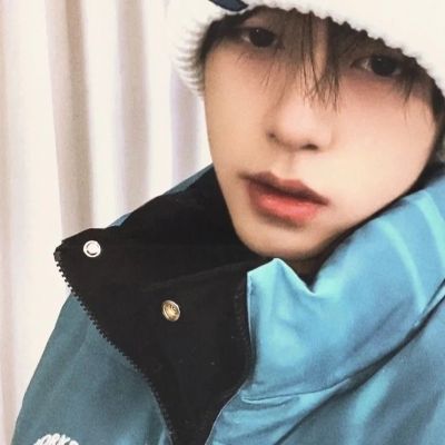 2022帅气独特的男生头像