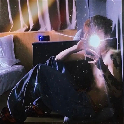 胶片质感复古男头