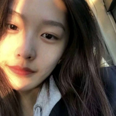 高冷又不失可爱的女生微信头像