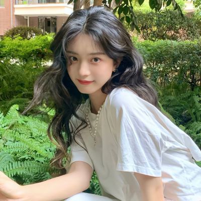 夏季清新甜美女生头像