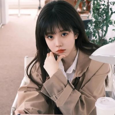 超级的可爱又很俏皮的女生头像