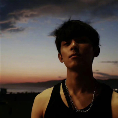 氛围感帅哥吴磊头像