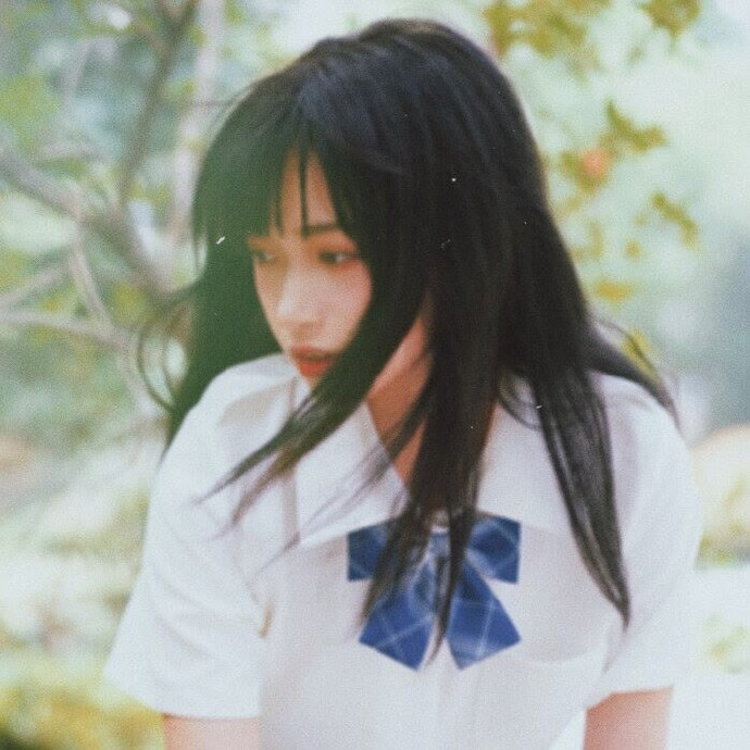 让人心动的一组女生微信头像