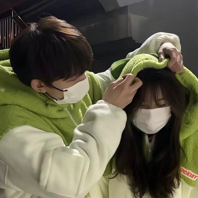 一人一张很甜的情侣头像