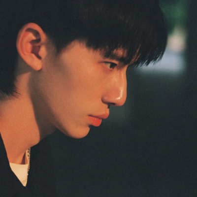 优质帅气的阳光男生头像