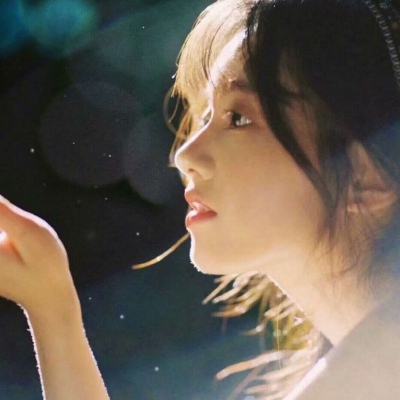 清纯又妩媚的高颜值女生微信头像