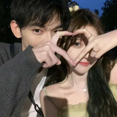 气质范十足的情侣头像