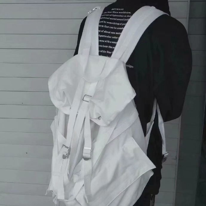 男生深沉忧伤微信头像