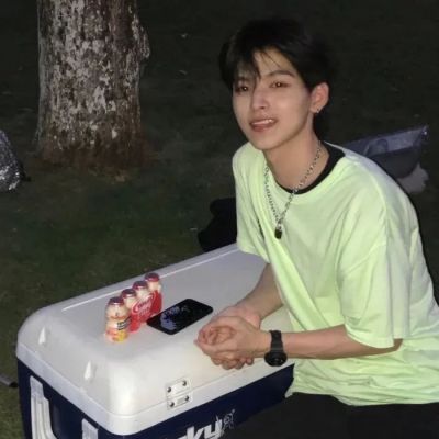 气质不凡又帅气的男头