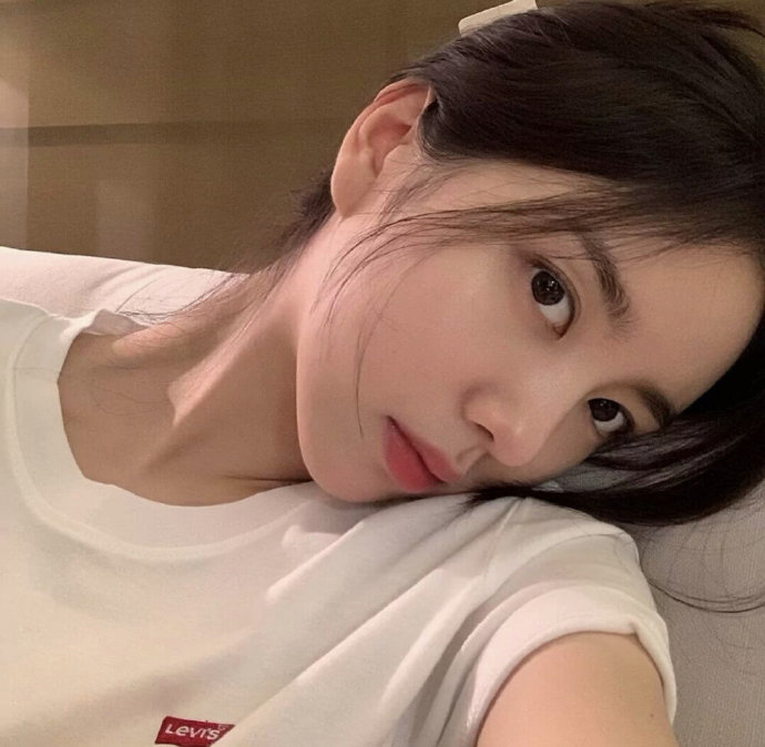 高颜值美女微信头像