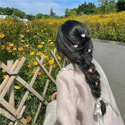 颜值很高的女头