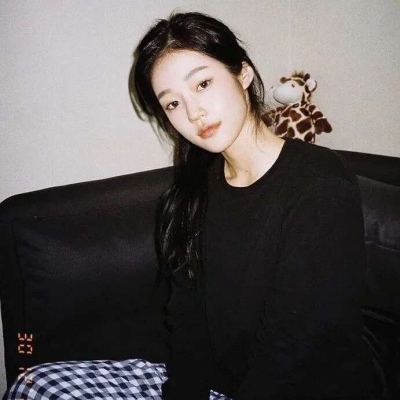 干净不俗气的清新可爱女生头像
