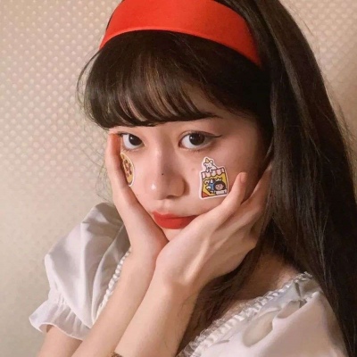 元气满满的女生头像