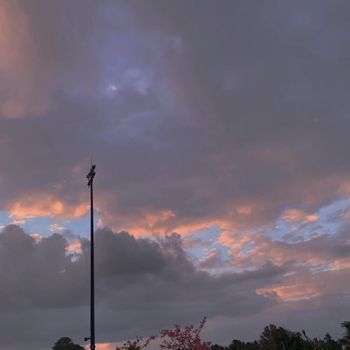 天气意境唯美微信朋友圈配图