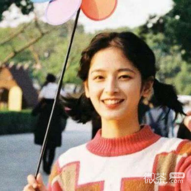 绝美的复古风女生微信头像