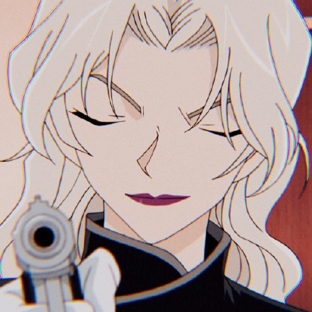 名侦探柯南酷酷的摩姐微信头像