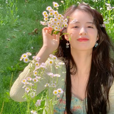 夏季清新甜美女生头像