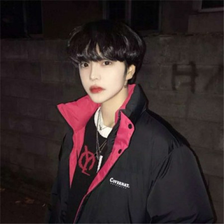 抖音火爆的帅哥图片