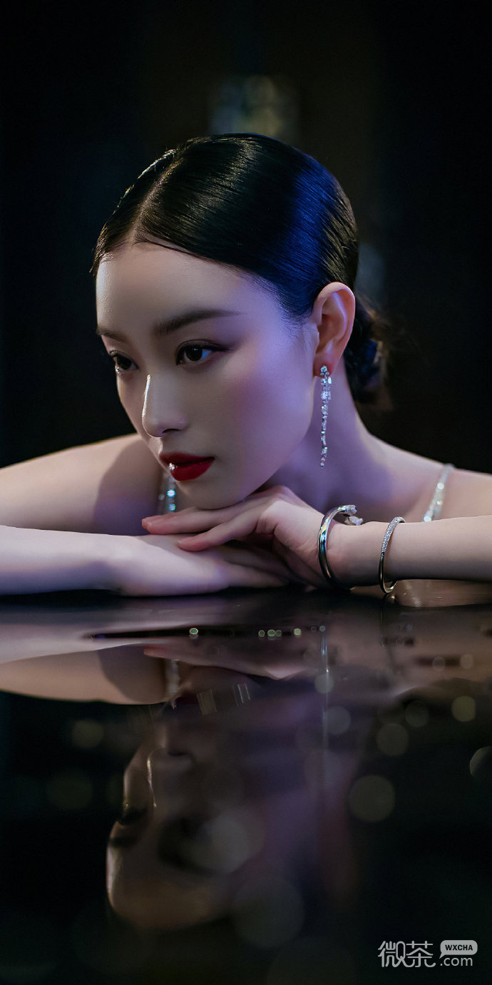 绝美的倪妮微信素材图片