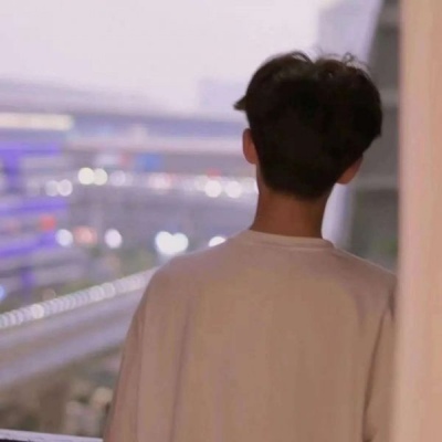 ins治愈系女生微信头像