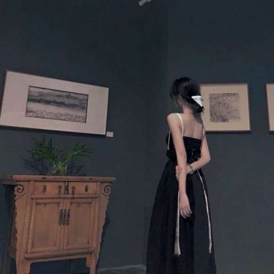 不露脸唯美背影情侣微信头像