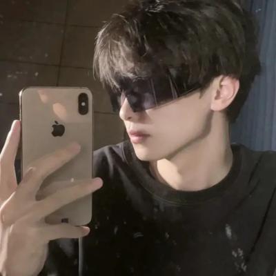 暖男必备的帅哥头像