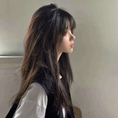 精致又洋气的好看女生头像