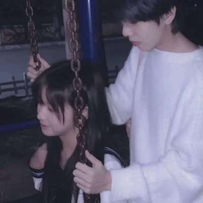 让人很羡慕很甜蜜的情侣微信头像