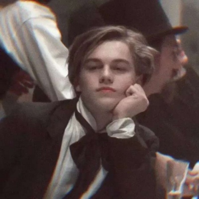 潮流男生欧美范霸气头像