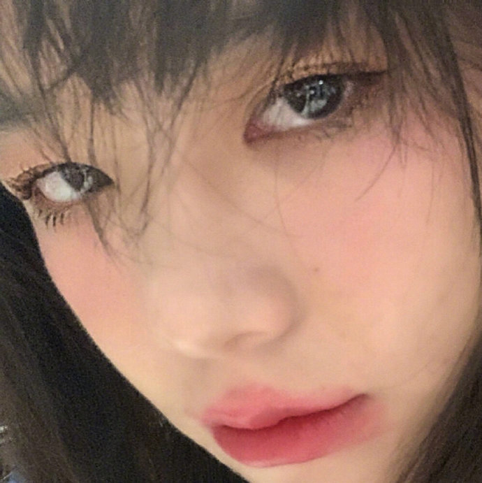 好看的超酷女孩微信头像