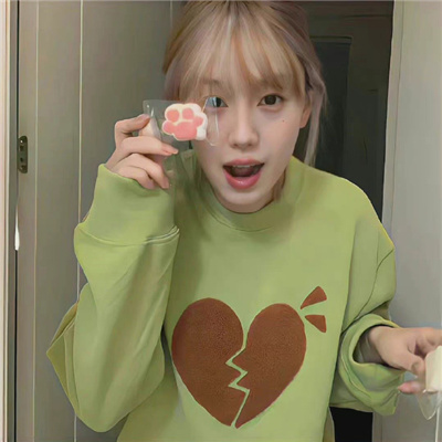 清纯可爱的甜妹女头