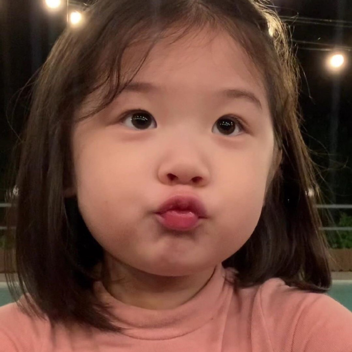 人类幼崽的可爱微信头像