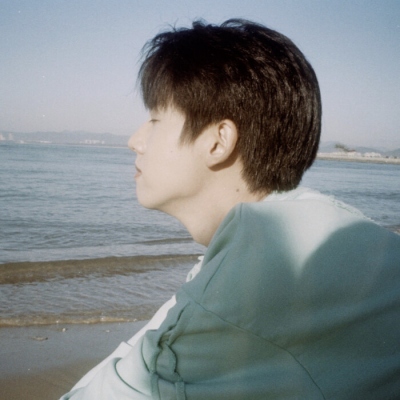 潮流气质阳光真人男生头像