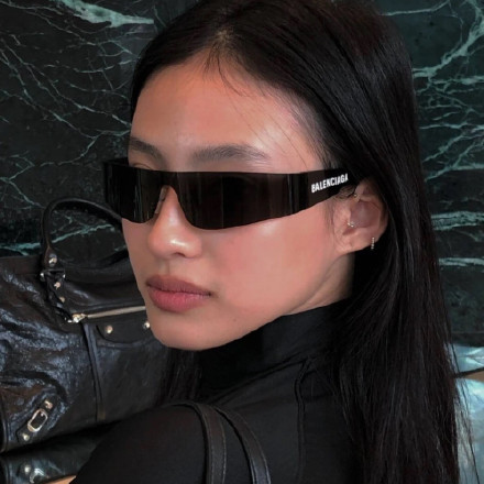 酷酷的小姐姐微信头像