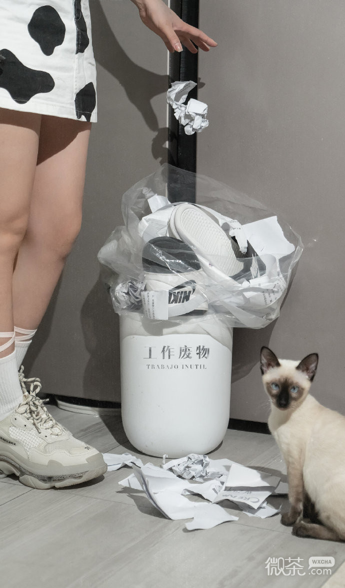纯色清新治愈的微信聊天背景图