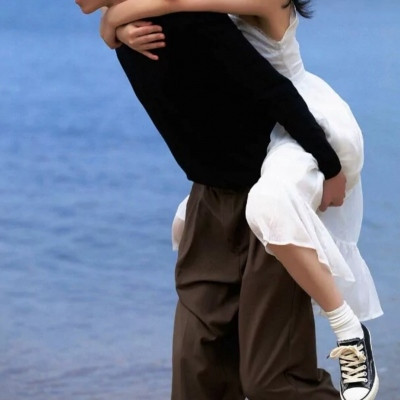 一人一半超甜真人情侣微信头像