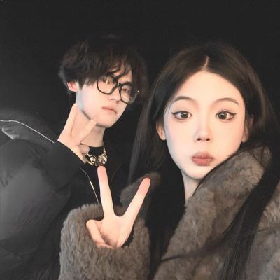 可爱又很恩爱的情侣头像