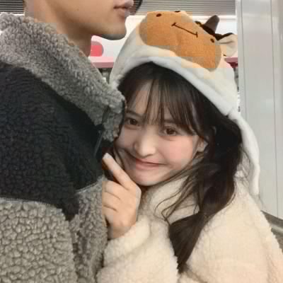 ins风秀恩爱又不失可爱的情侣头像